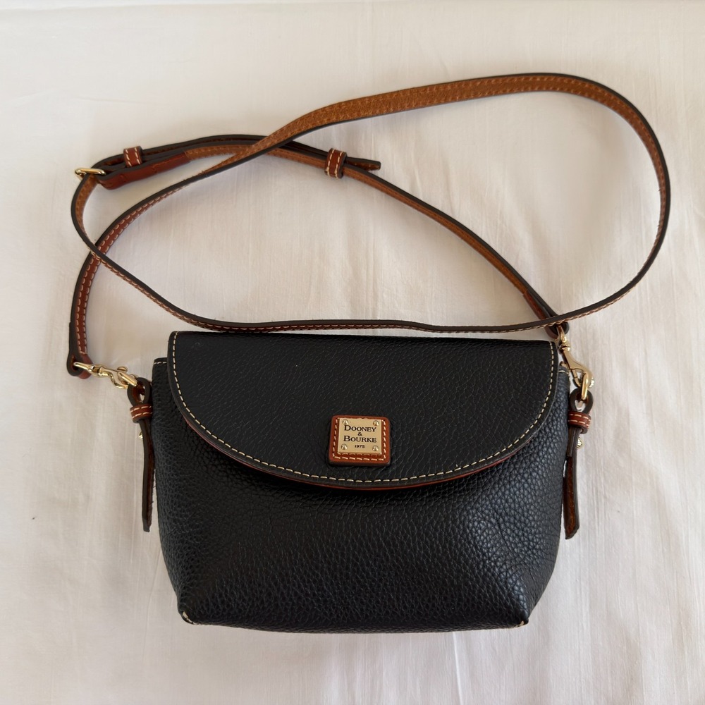 Dooney & Bourke Saddle Equestrian Crossbody Black Pebbled Leather **NO TASSEL**